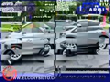 Used 2023 Chevrolet Equinox LT image 2