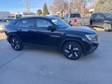 Used 2024 Volkswagen Atlas Cross Sport SE image 5