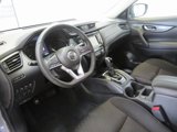 Used 2019 Nissan Rogue SV image 3