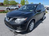 Used 2016 Nissan Rogue S image 3