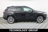 Used 2019 Jeep Cherokee Overland w/ Technology Group image 2