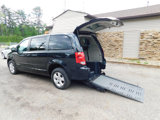 Used 2013 Dodge Grand Caravan SE image 2