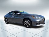 Used 2019 Nissan Altima 2.5 SV image 2