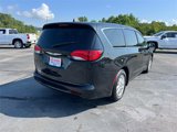 Used 2022 Chrysler Voyager LX image 3