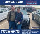 Used 2019 Nissan Titan SV w/ SV Convenience Package image 3