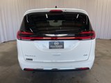 New 2025 Chrysler Pacifica Select image 5