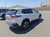 Used 2023 Nissan Rogue SV image 4