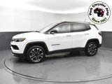 Used 2022 Jeep Compass Limited image 3