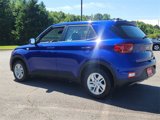 Used 2022 Hyundai Venue SE image 5