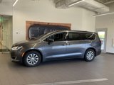 Used 2018 Chrysler Pacifica Touring Plus image 2