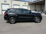 Used 2022 Jeep Grand Cherokee Laredo E w/ Security & Convenience Group image 2