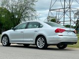 Used 2016 Volkswagen Passat 3.6 SEL Premium image 5