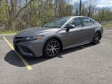 Used 2024 Toyota Camry SE image 2