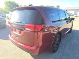 Certified 2020 Chrysler Pacifica Touring w/ S Appearance Package image 5