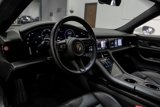 Used 2022 Porsche Taycan image 3