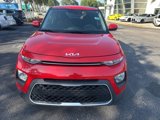 Used 2022 Kia Soul LX image 2