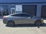 Used 2018 Ford Fusion SE w/ Equipment Group 601A image 2