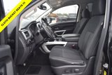 Used 2019 Nissan Titan SV w/ SV Convenience Package image 3