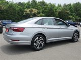 Used 2021 Volkswagen Jetta SEL image 3