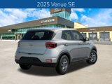 New 2025 Hyundai Venue SE image 4