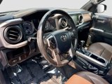 Used 2016 Toyota Tacoma Limited image 5