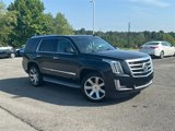 Used 2015 Cadillac Escalade Luxury image 2