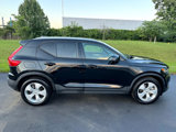Used 2022 Volvo XC40 T5 Momentum image 6
