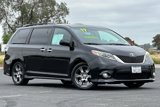 Used 2017 Toyota Sienna SE image 2