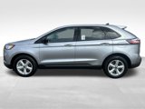 Used 2022 Ford Edge SE image 3