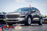 Used 2021 Ford Escape SE image 3