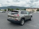 Used 2019 Jeep Cherokee Latitude Plus w/ Cold Weather Group image 5