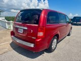 Used 2009 Chrysler Town & Country LX image 4
