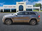 Used 2019 Jeep Grand Cherokee Limited w/ Trailer Tow Group IV image 4