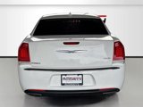 Used 2018 Chrysler 300 Touring L image 6
