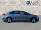 Used 2022 Toyota Corolla LE image 3
