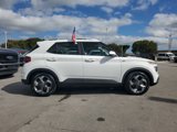 Used 2024 Hyundai Venue SEL image 4