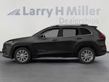 Used 2017 Jeep Cherokee Overland w/ Technology Group image 3