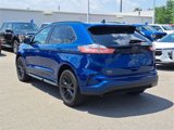 Certified 2022 Ford Edge SE w/ Black Appearance Package image 3