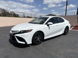 Used 2022 Toyota Camry SE image 3