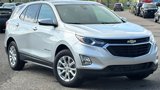 Used 2020 Chevrolet Equinox LT w/ Driver Convenience Package image 2