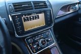Used 2017 Lincoln Continental Premiere image 5