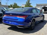 Used 2022 Hyundai Elantra SEL w/ Convenience Package image 4