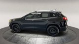 Used 2019 Jeep Cherokee Limited image 4