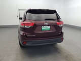 Used 2019 Toyota Highlander LE image 6