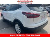 Used 2021 Nissan Rogue Sport S image 4