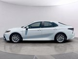 Used 2022 Toyota Camry SE image 2