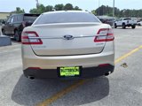 Used 2017 Ford Taurus SE image 3
