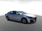 Used 2023 Nissan Altima 2.5 S image 2