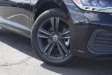 Used 2024 Volkswagen Jetta SE w/ Panoramic Sunroof Package image 2