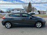 Used 2017 Chevrolet Cruze LT image 4